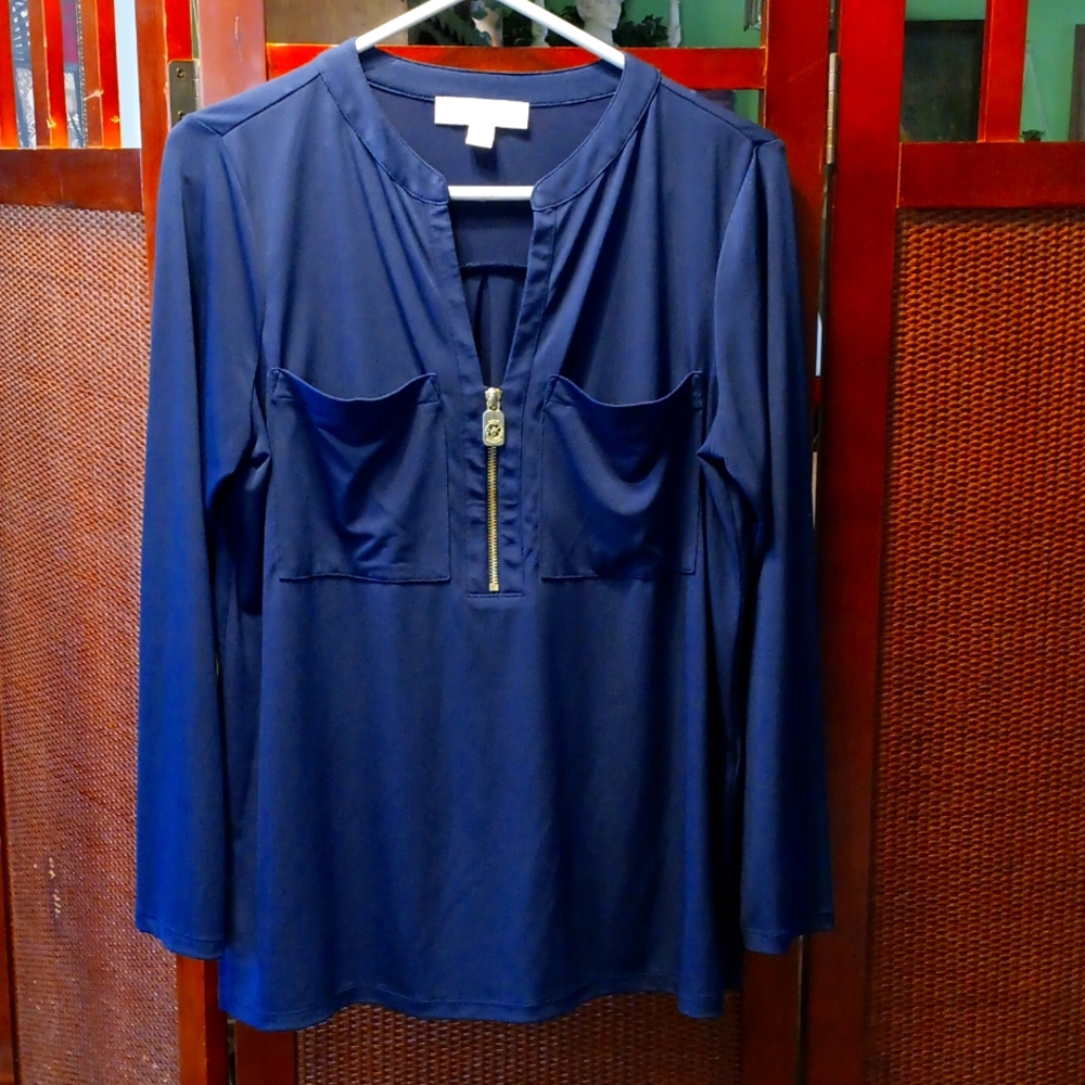 Michael Kors Women's Navy Top with gold half zip, L